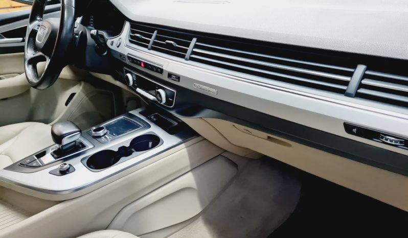 AUDI  Q7   3,0 TDI  SUV   možný odpočet DPH full
