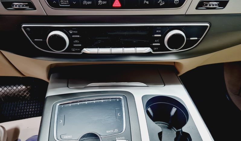 AUDI  Q7   3,0 TDI  SUV   možný odpočet DPH full