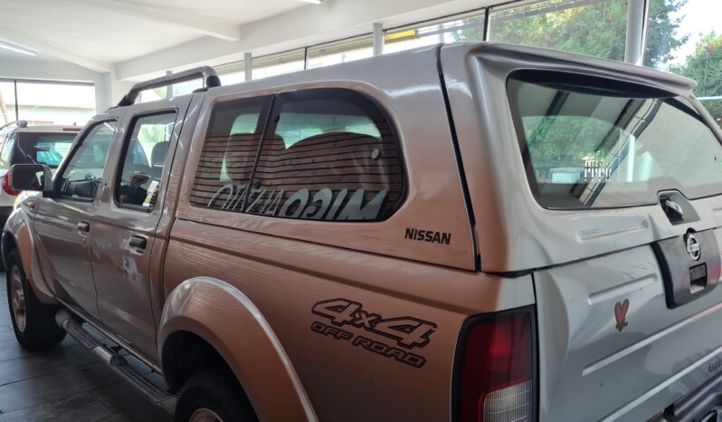 NISSAN  NAVARA   2,5  DCI+PLYN full