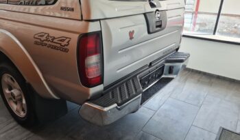 NISSAN  NAVARA   2,5  DCI+PLYN full