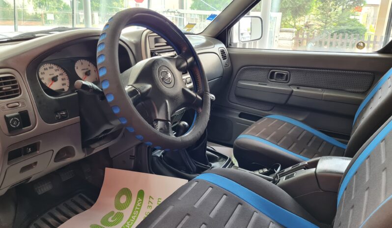 NISSAN  NAVARA   2,5  DCI+PLYN full
