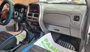 NISSAN  NAVARA   2,5  DCI+PLYN full