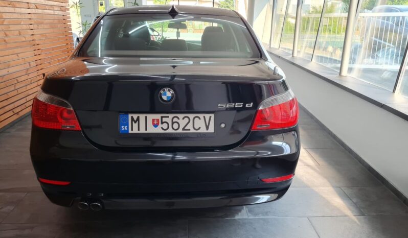 BMW 525 D  limuzína full