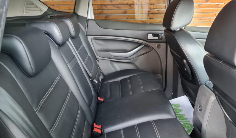 FORD KUGA 2,0 TDCI automat 4×4 TITANIUM full